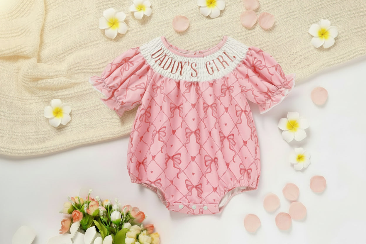 Baby girl Daddy’s Girl graphic print romper with bubble sleeves